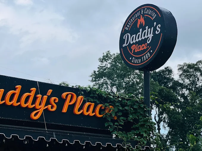 Daddy's Place shopfront on Nuwara Eliya Road, Gampola